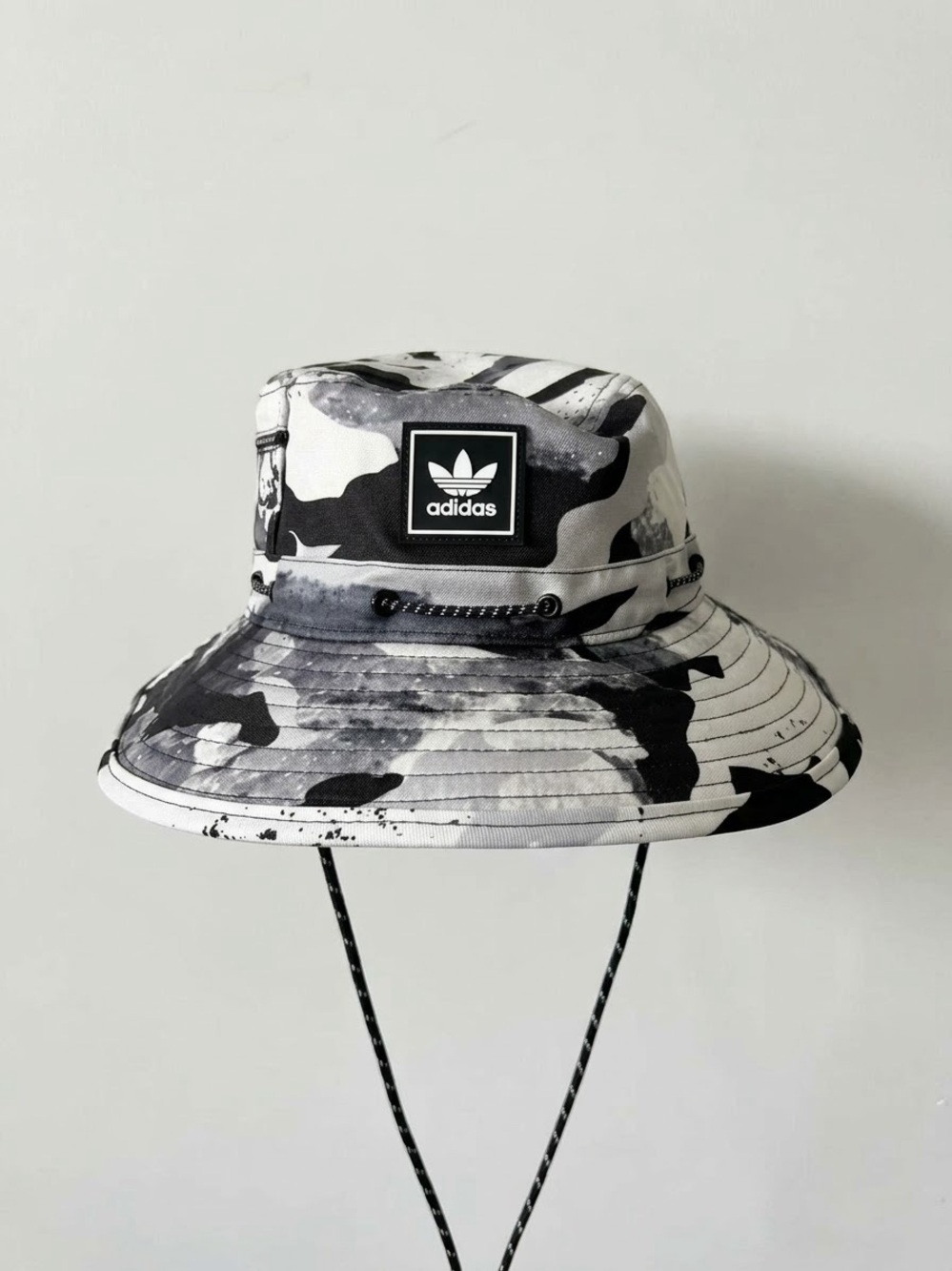 ADIDAS Black White Camo Boonie Bucket Hat with strap One Size